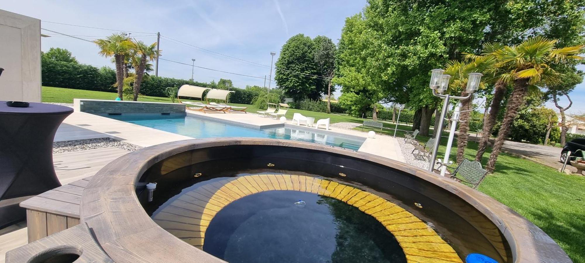 Casakadd002Luxuryheated Pool Garden Patio Barbeque Apartment Cive Exterior photo